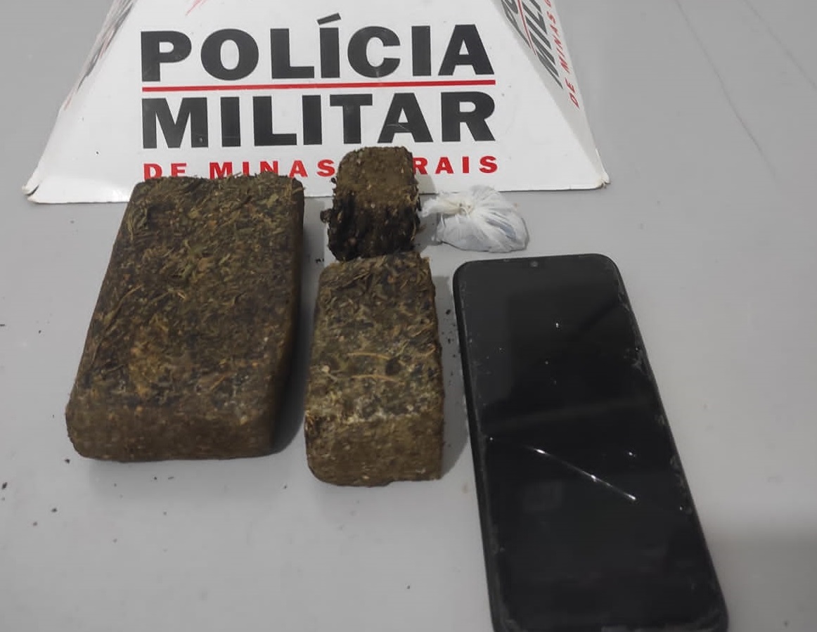 POLÍCIA MILITAR PRENDE TRAFICANTE EM POSTO DE GASOLINA
