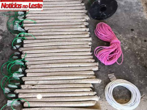 ARSENAL CLANDESTINO É ENCONTRADO DURANTE VISTORIA EM ÁREA DE GARIMPO. ARSENAL CLANDESTINO É ENCONTRADO DURANTE VISTORIA EM ÁREA DE GARIMPO.