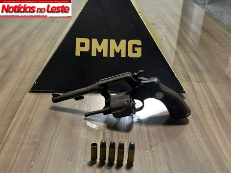 OPERAÇÃO RESULTA NA RECUPERAÇÃO DE ARMA FURTADA E PRISÃO DE SUSPEITO.