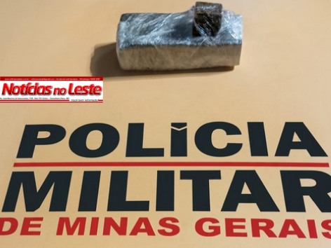 PASSAGEIRA ASSUME DROGA DURANTE ABORDAGEM EM RODOVIA.