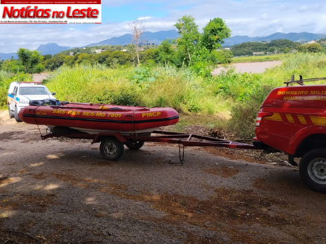 ENCONTRO DE CORPO EM RIO ACIONA POLÍCIA, BOMBEIROS E PERÍCIA.