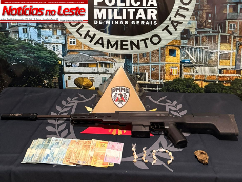 DROGAS E ARMA ADAPTADA SÃO APREENDIDAS DURANTE OPERAÇÃO POLICIAL.