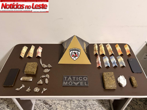 POLÍCIA APREENDE DROGAS DURANTE DESDOBRAMENTO DE OCORRÊNCIA.
