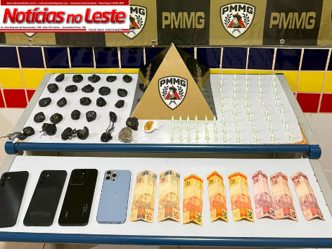 POLÍCIA APREENDE GRANDE QUANTIDADE DE DROGAS E PRENDE QUATRO SUSPEITOS DURANTE OPERAÇÃO.