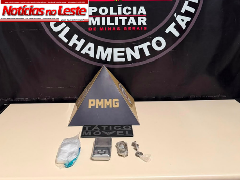 HOMEM É DETIDO APÓS DENÚNCIAS LEVAREM À APREENSÃO DE DROGAS E BALANÇA DE PRECISÃO.