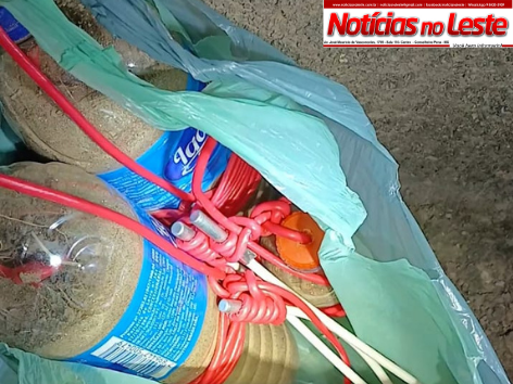 ARTEFATOS EXPLOSIVOS SÃO ENCONTRADOS EM QUINTAL DE RESIDÊNCIA E MOBILIZAM O BOPE. ARTEFATOS EXPLOSIVOS SÃO ENCONTRADOS EM QUINTAL DE RESIDÊNCIA E MOBILIZAM O BOPE.