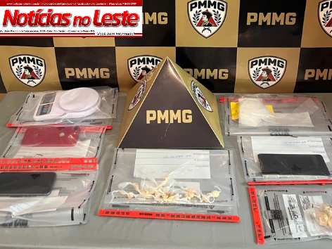 POLÍCIA APREENDE 25 PEDRAS DE CRACK PRONTAS PARA VENDA E PRENDE SUSPEITOS.
