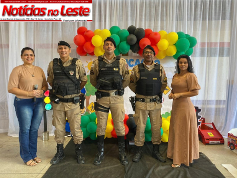 CRIANÇAS PARTICIPAM DE ATIVIDADE EDUCATIVA SOBRE TRÂNSITO COM APOIO DA POLÍCIA MILITAR. CRIANÇAS PARTICIPAM DE ATIVIDADE EDUCATIVA SOBRE TRÂNSITO COM APOIO DA POLÍCIA MILITAR.